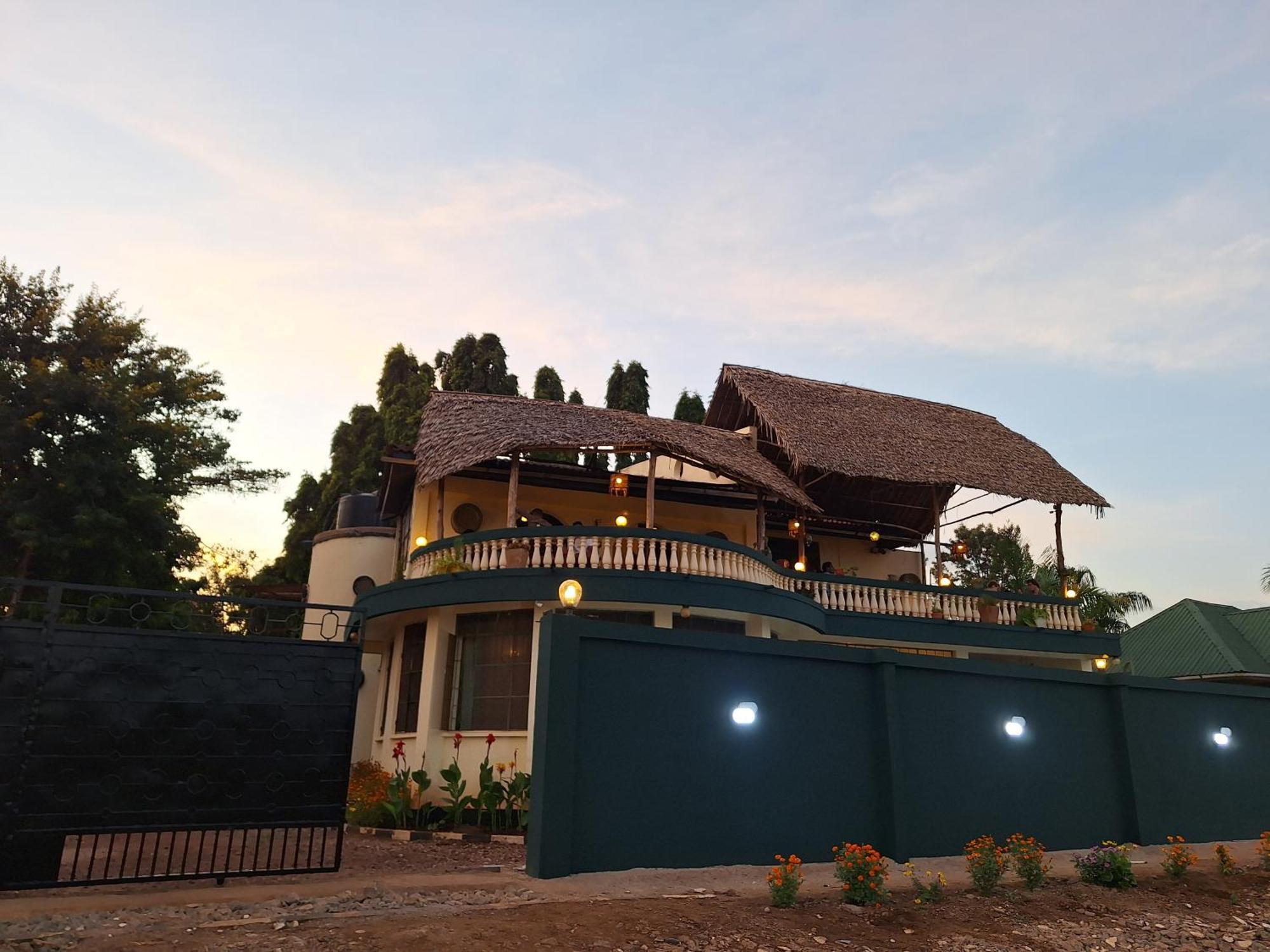 Hill View Garden Hotel Moshi Exterior photo
